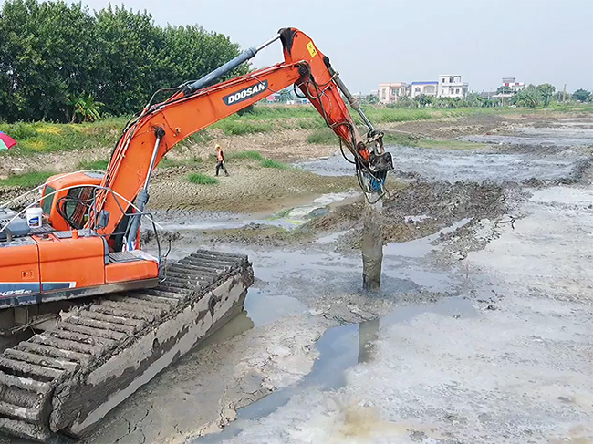 河道、湖泊淤泥疏浚后原位固化处理